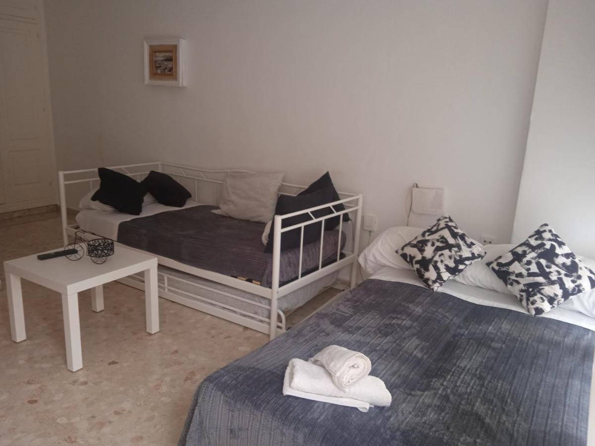 Coqueto Estudio Con Piscina Benalmádena
