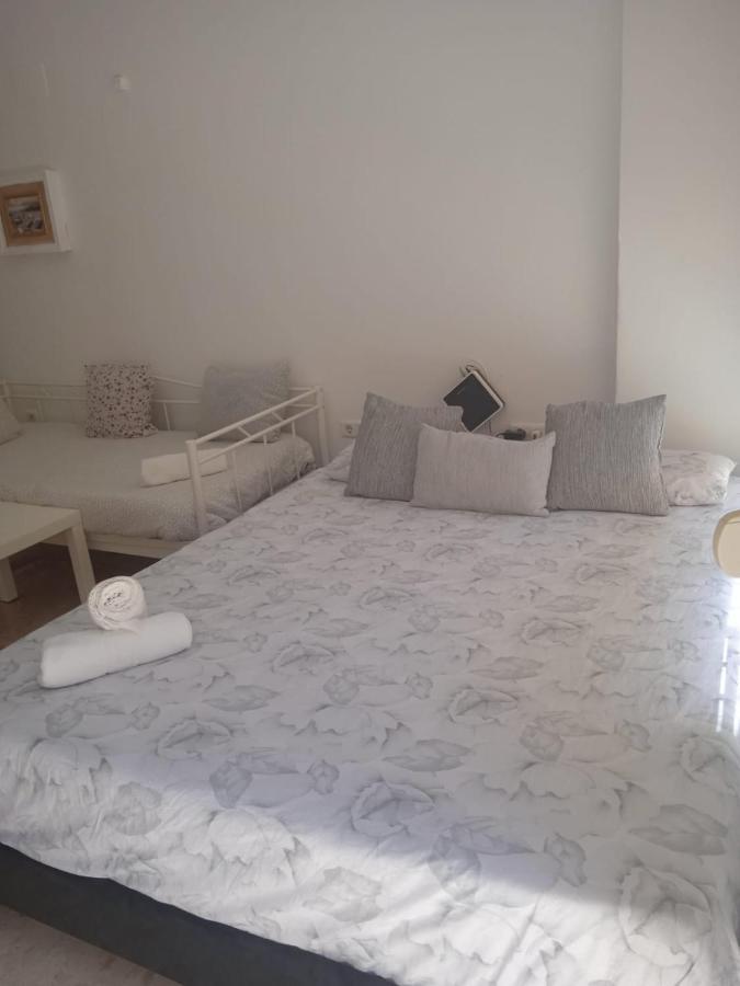 Coqueto Estudio Con Piscina Benalmádena